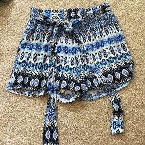 Blue abstract shorts